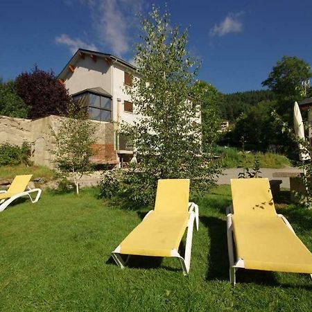 Lupin Villa Formigueres Exterior photo