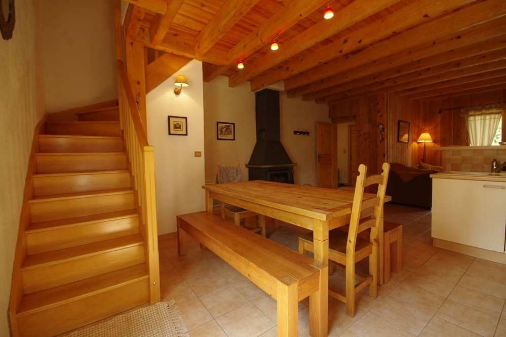 Lupin Villa Formigueres Exterior photo